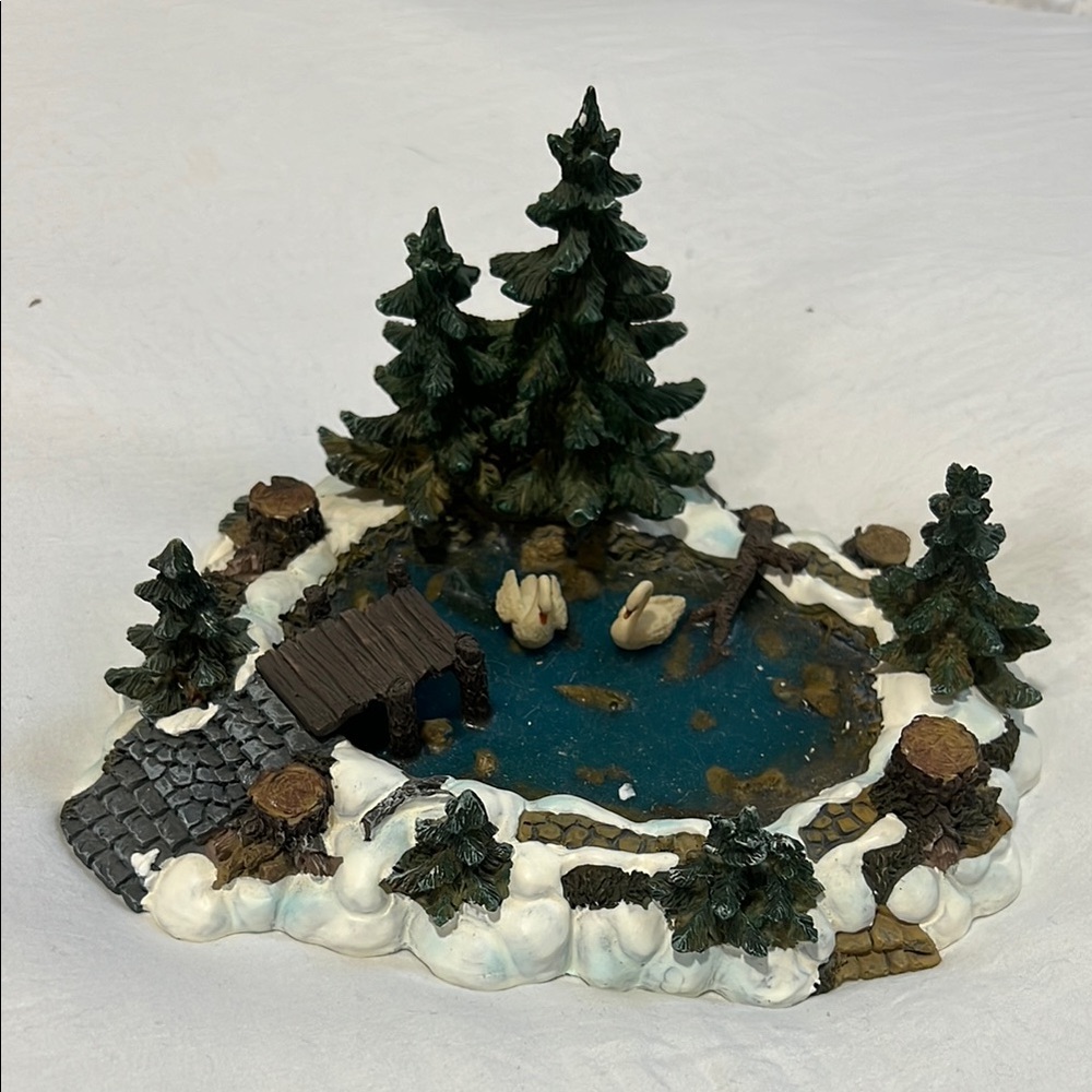 Lemax Pine Haven Pond Retired
